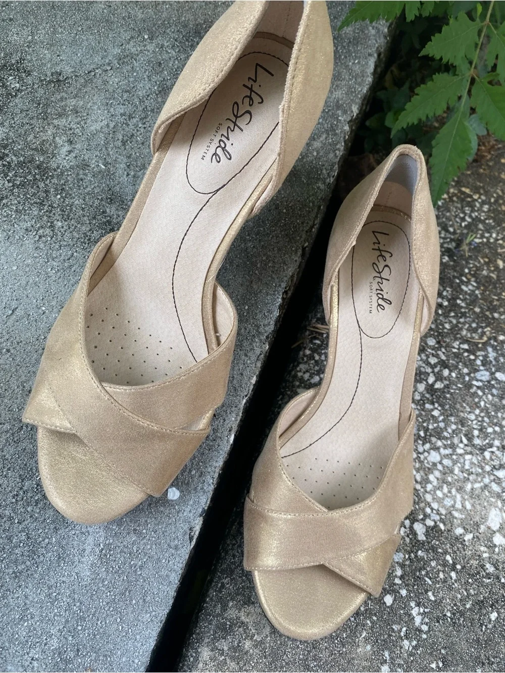 Lifestride Champagne Gold Metallic Peep-Toe Cross-Strap Heels